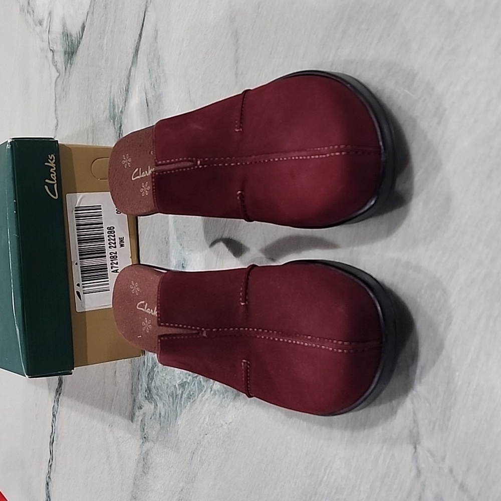 NIB! Clarks Leather Wine Color Mules